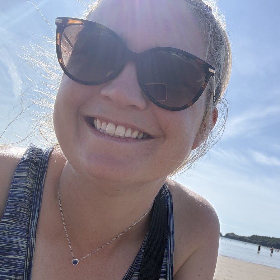 Lindsay, founder of The Busy Mama Edit